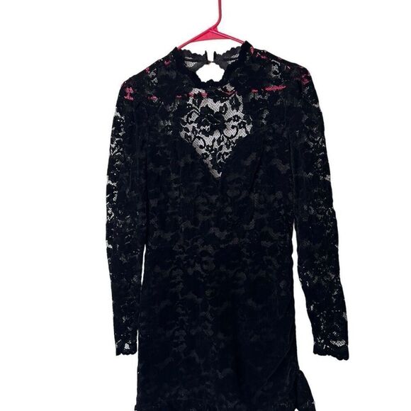 Saylor Revolve Kacey Floral Velvet Lace Back Cutout Mini Dress Black Size Medium - Picture 3 of 11